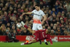 曼联弃将奥纳纳土超重生：英雄传奇，伊斯坦布尔球迷为之疯狂